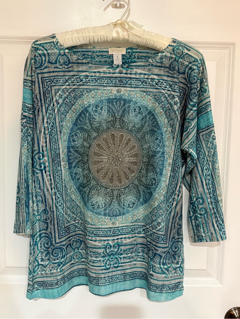 Chico’s Blue Teal Medallion Print Top. Chico’s size 1, medium
